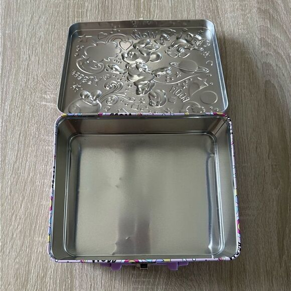 NWOT … MINNIE MOUSE Metal Lunch Box With Bonus Puzzle - Picture 4 of 4